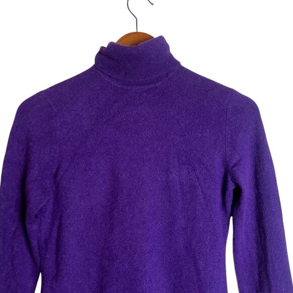 Lord & Taylor purple 100% cashmere turtle neck sweater - Picture 2 of 7